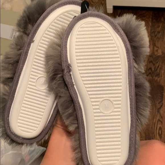 Make & Model Fuzzy Slippers - Picture 3 of 4